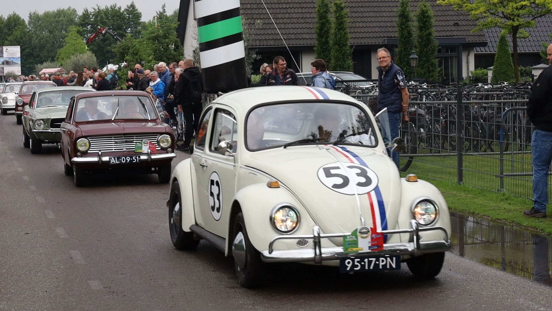 Oldtimerdag Ederveen: duizend oude tractoren, bromfietsen en trucks – XON
