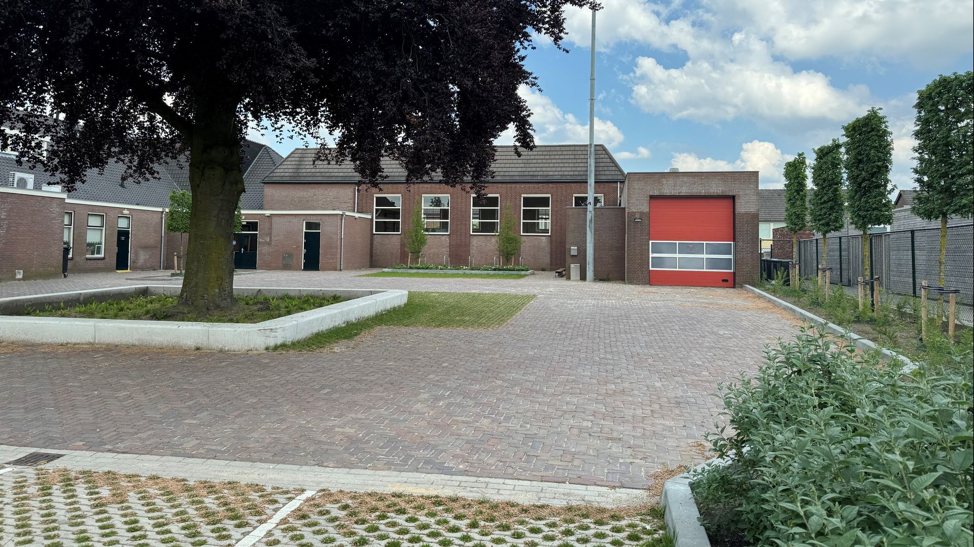 Metamorfose plein dorpshuis Achterberg – XON