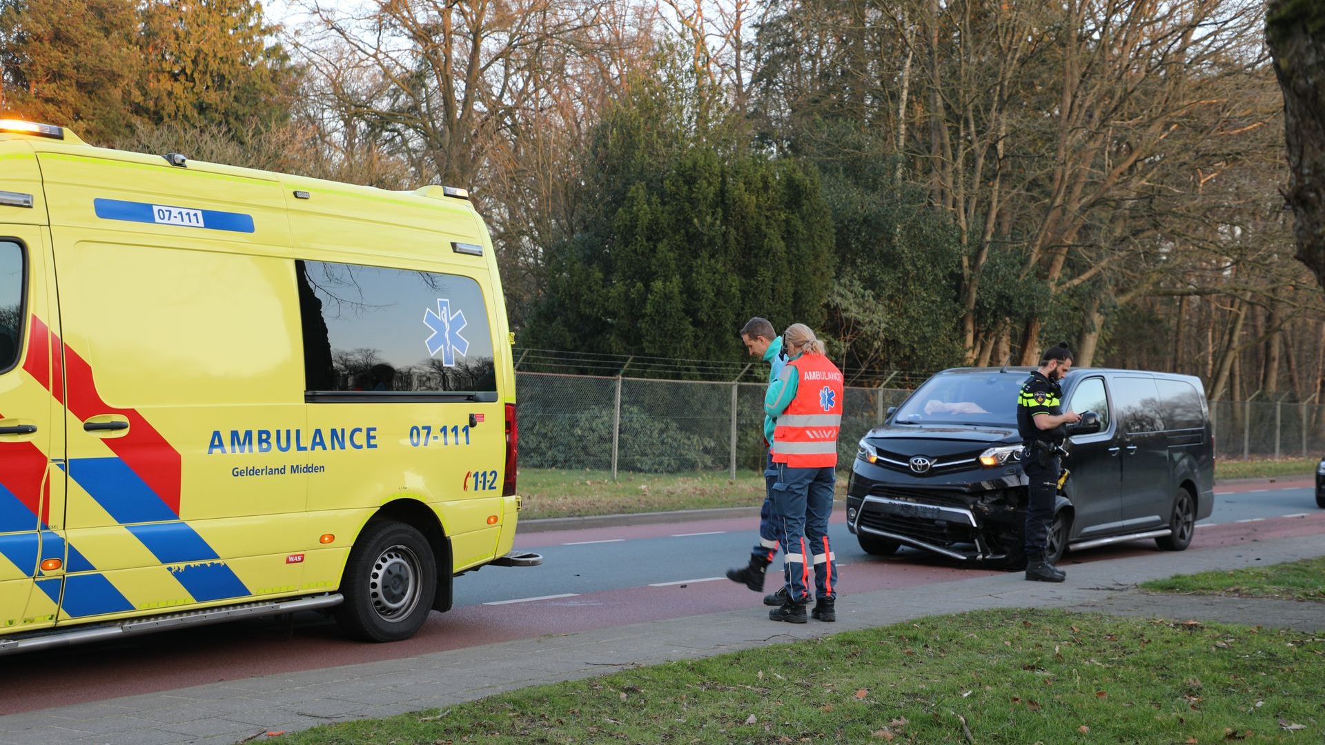Twee gewonden bij botsing in Harskamp