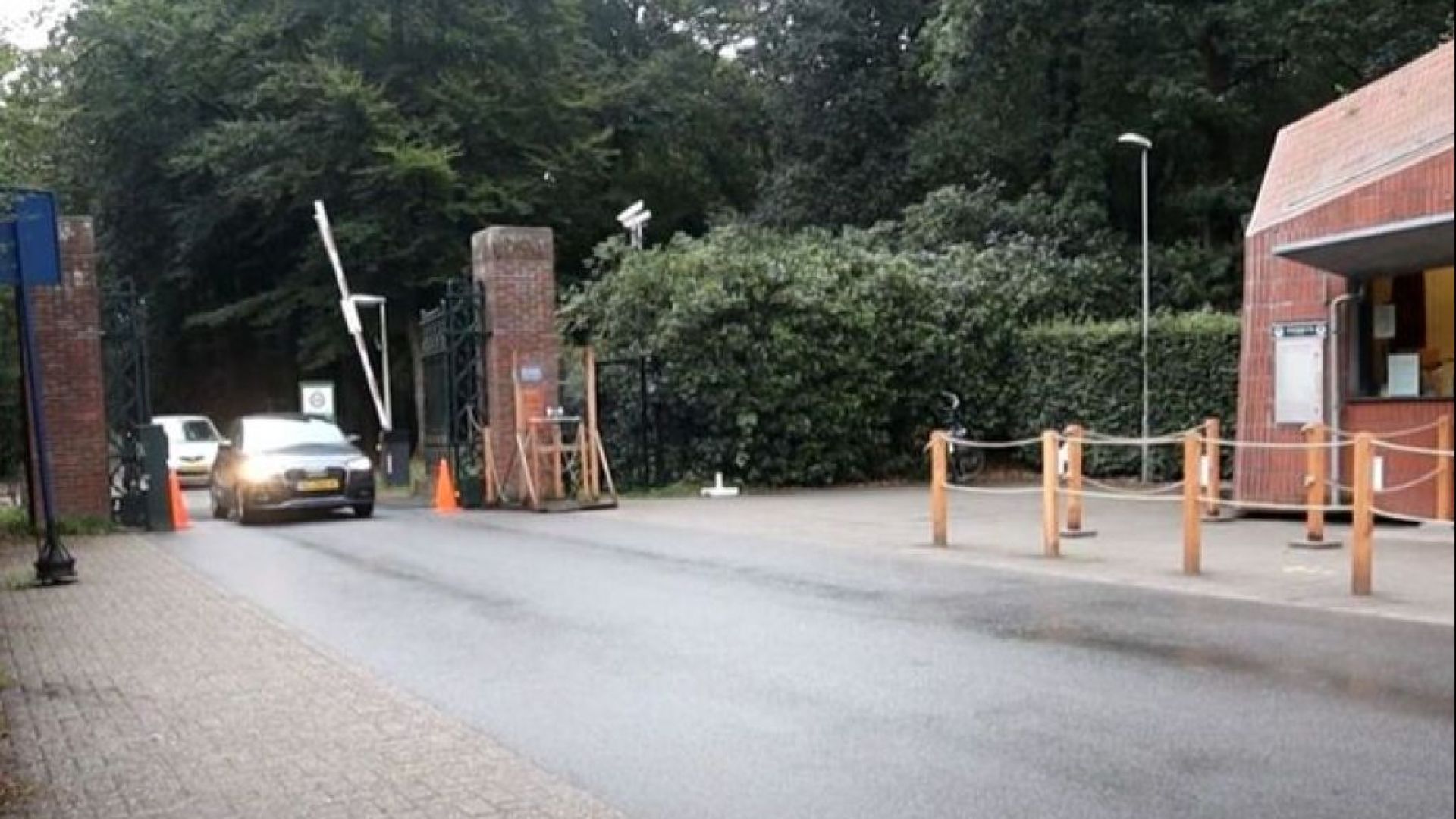 Ingang Otterlo Hoge Veluwe dicht tot 25 mei