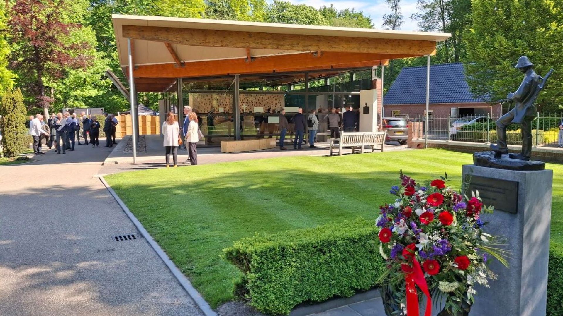 Nieuw bezoekerscentrum en tentoonstelling Ereveld Grebbeberg