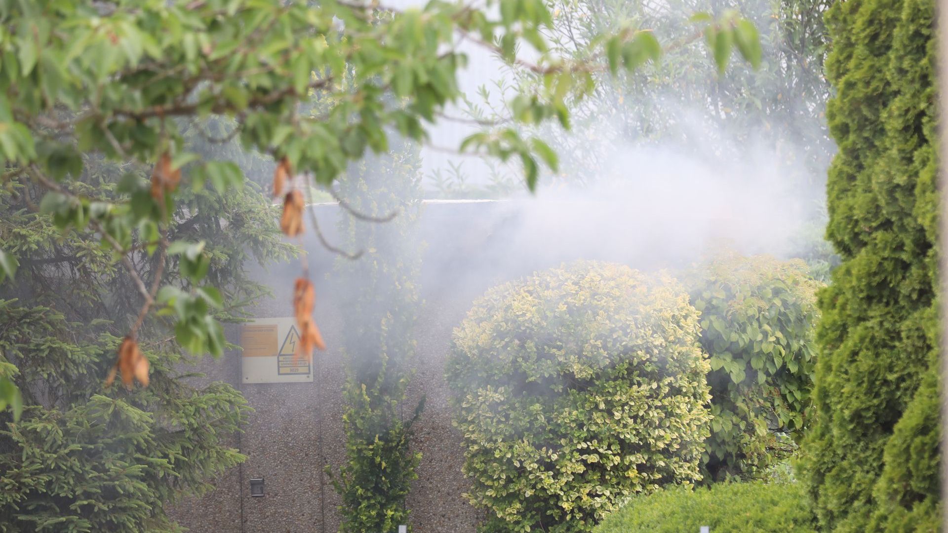 Brand in elektriciteitshuisje zet deel Renswoude zonder stroom