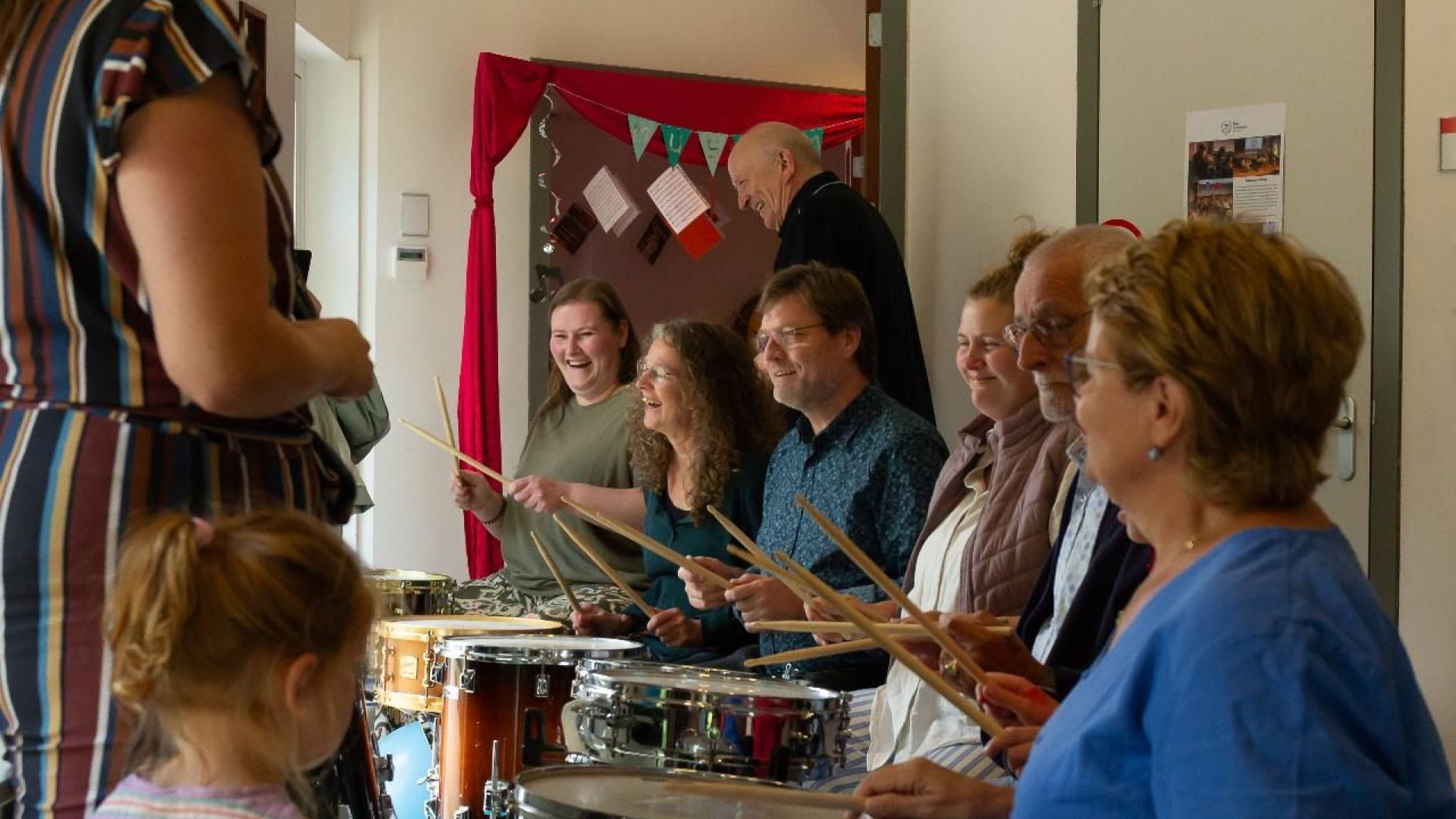 Feestelijk 75-jarig jubileum voor Harmonievereniging Ons Genoegen Renswoude