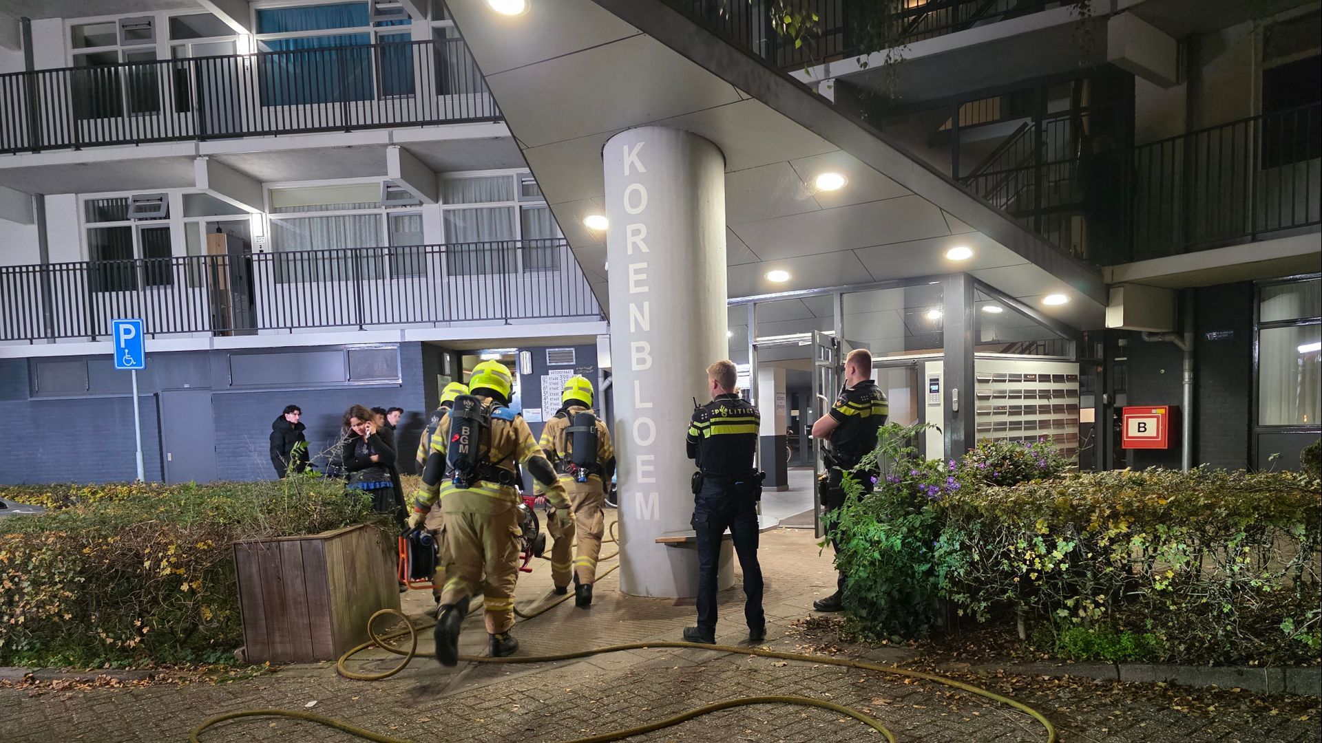 Bewoners Wageningse flat vluchten huis uit voor brandende rolstoel