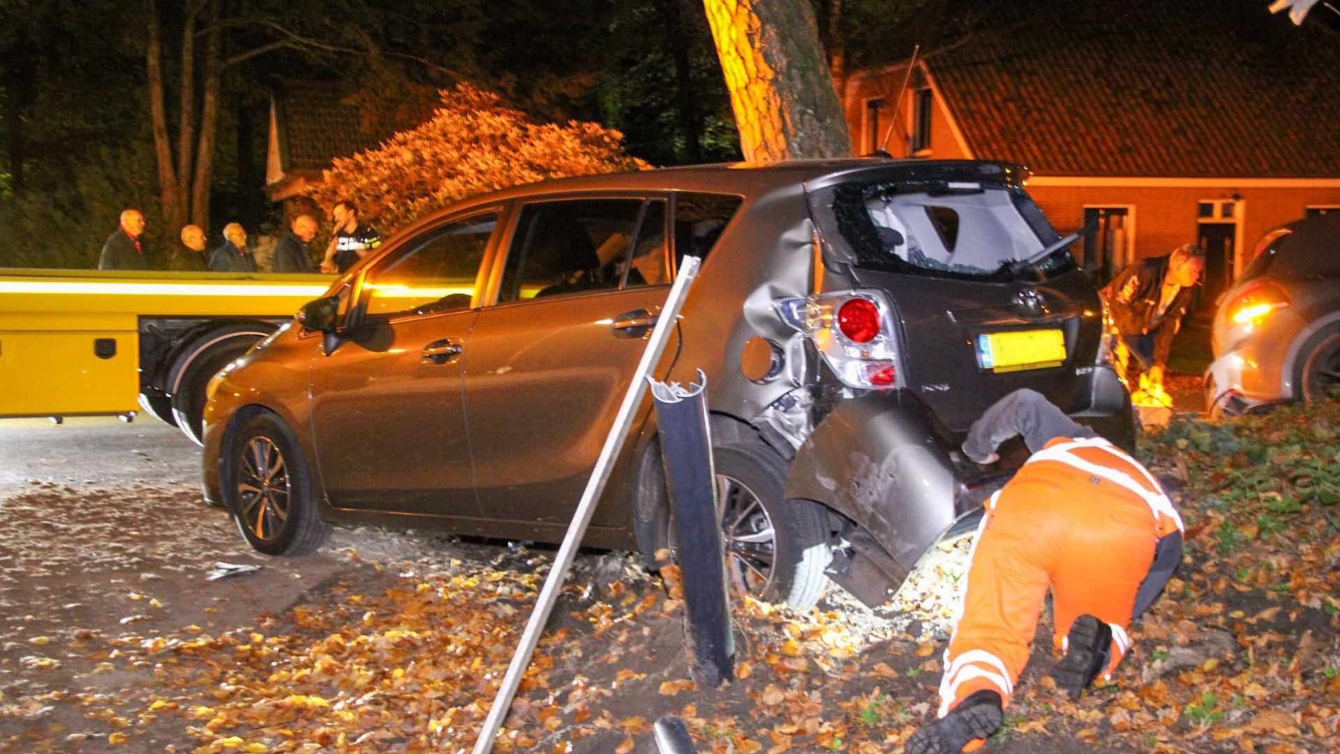 Twee auto’s beschadigd bij aanrijding in Lunteren