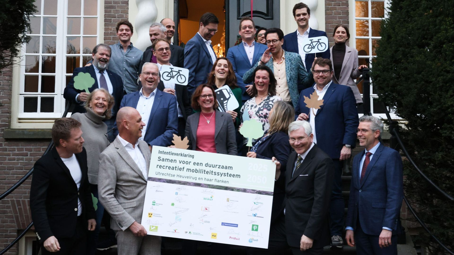 Rhenen, Woudenberg en Veenendaal denken mee met plan duurzaam recreatie ov op Utrechtse Heuvelrug