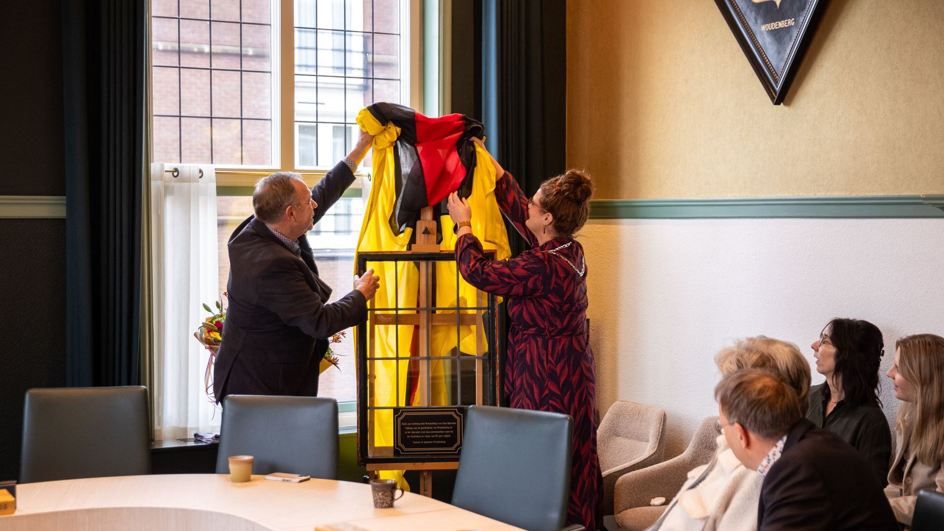 Uitreiking Zilveren Spelden en waardering voor Stichting Oud Woudenberg