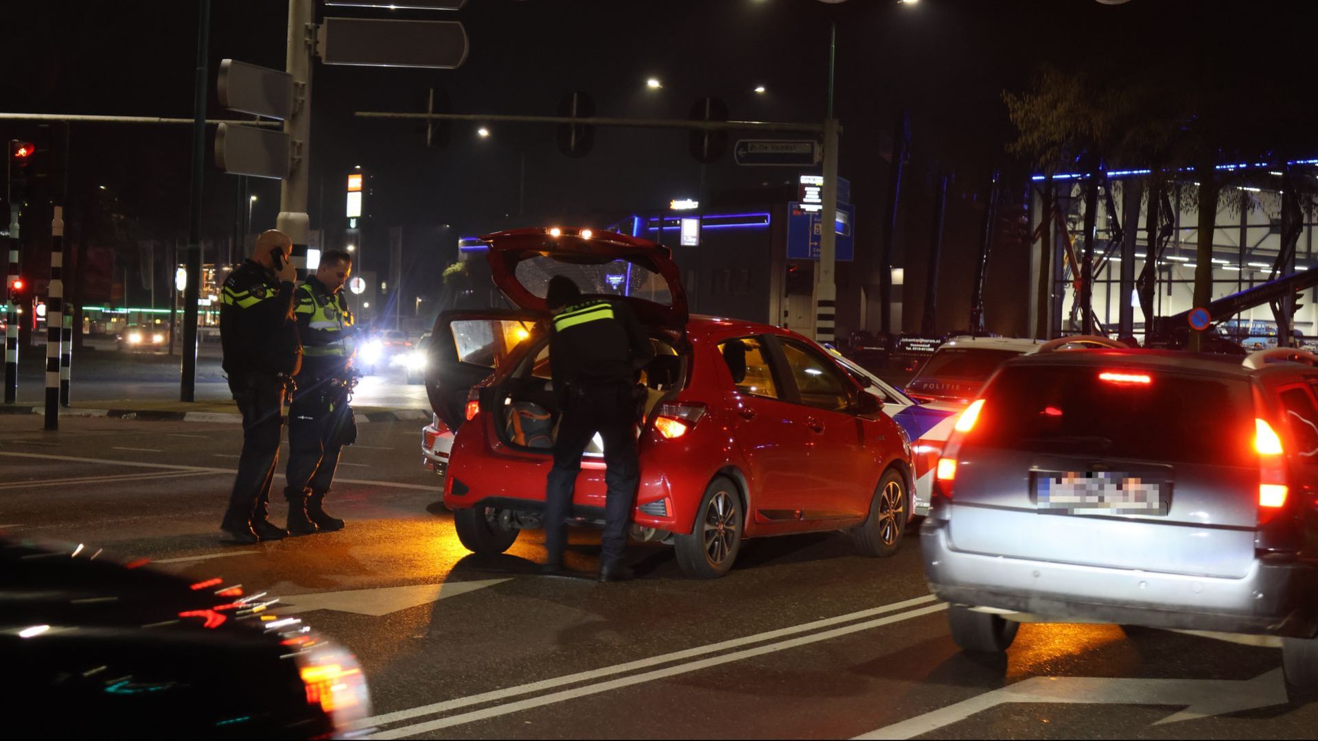 Voertuig klemgereden in Veenendaal, bestuurder aangehouden