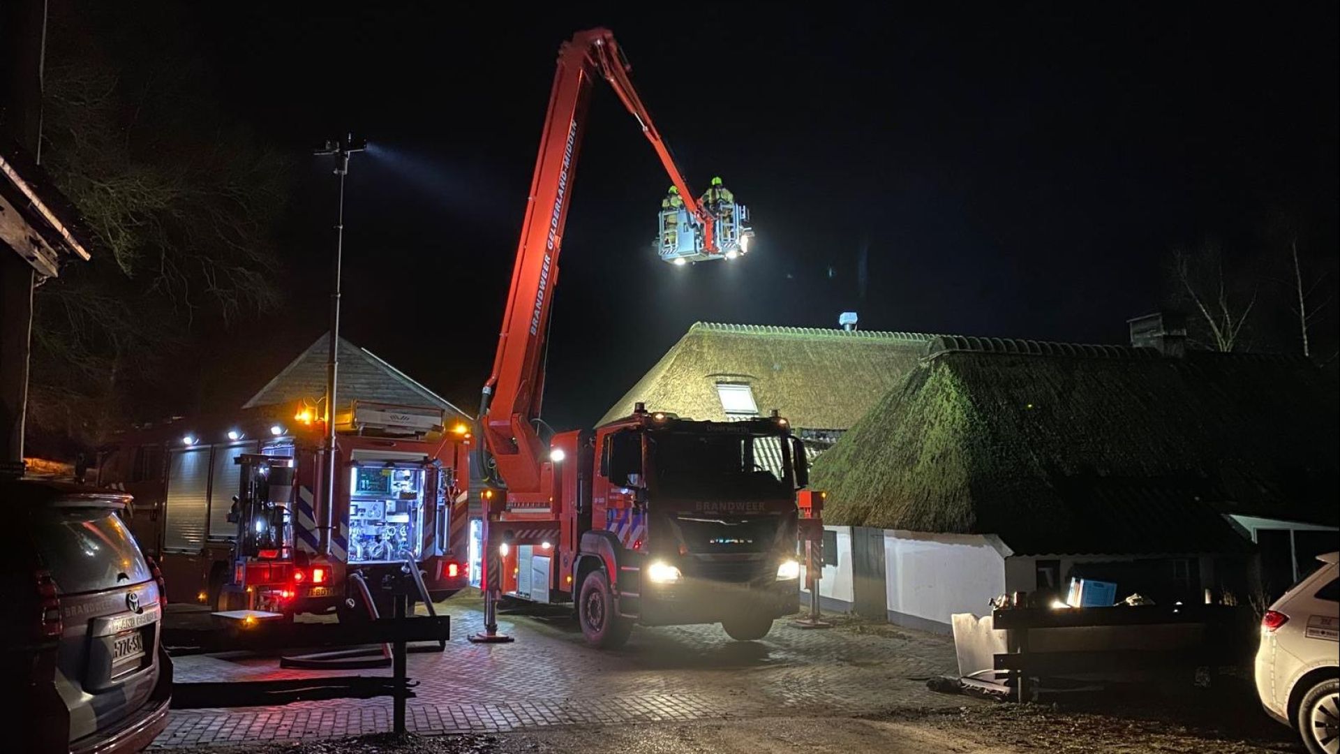 Brand in schoorsteen van woning Bennekom