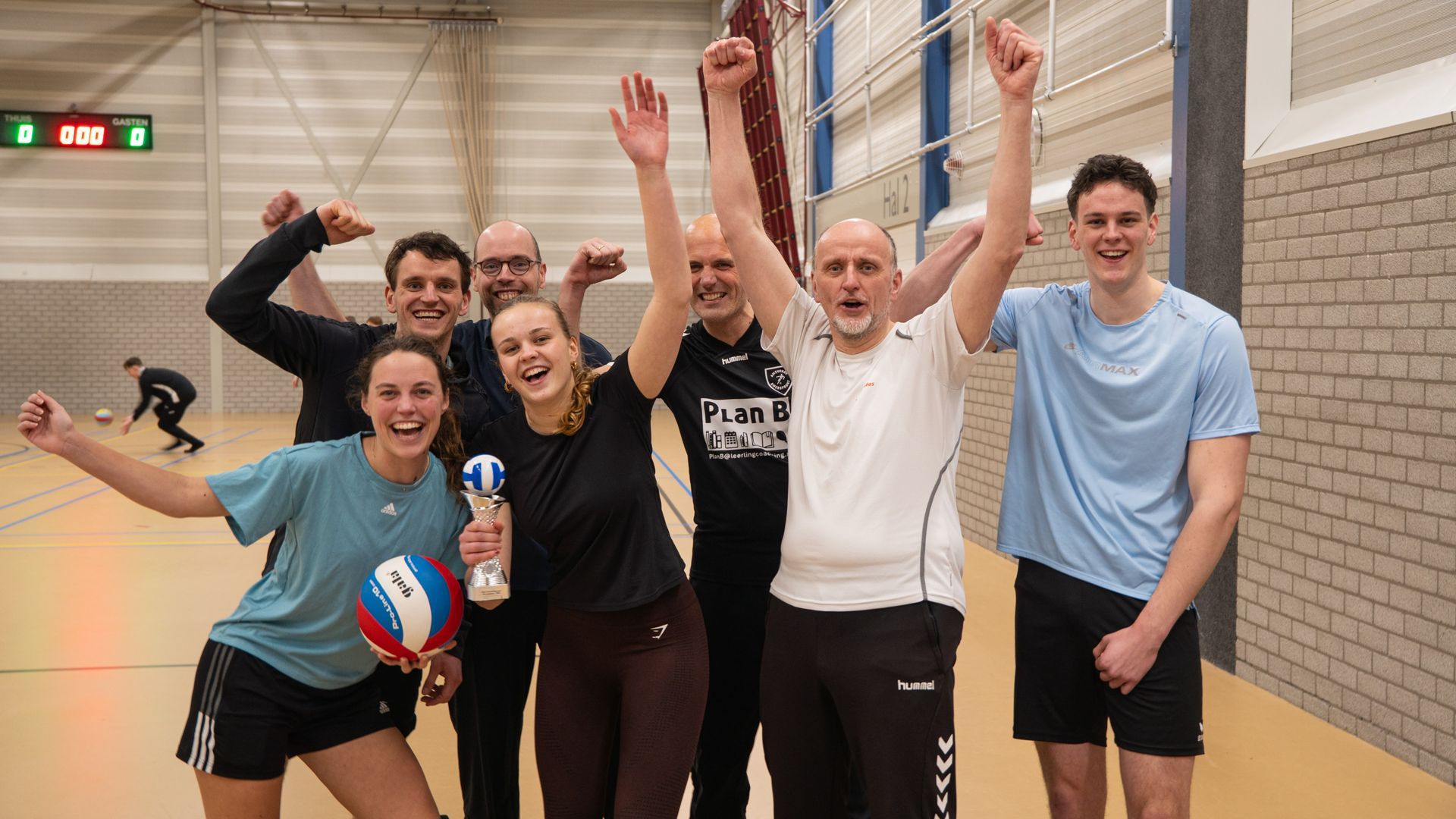 Wijkvolleybaltoernooi in Woudenberg groot succes
