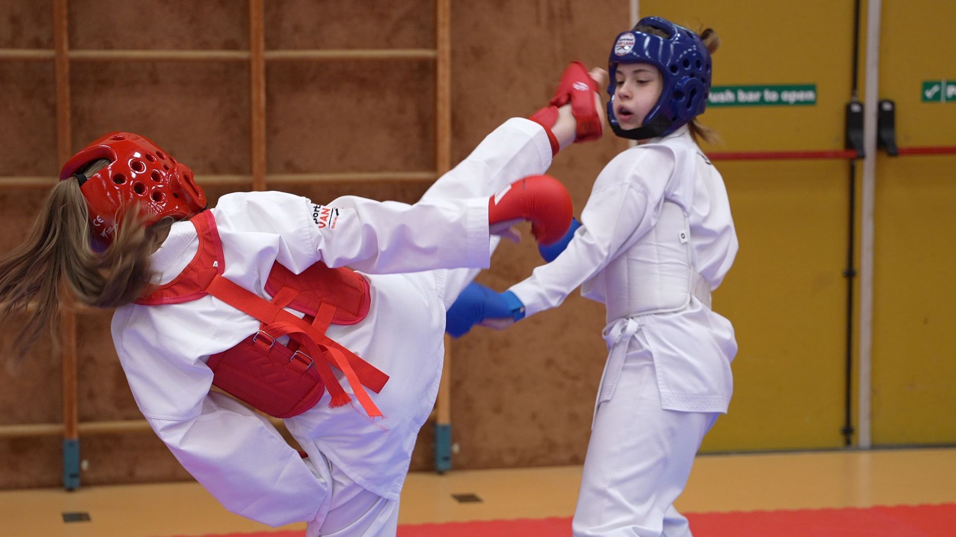 Sportschool Van Laar uit Rhenen organiseert karatetoernooi voor de jeugd