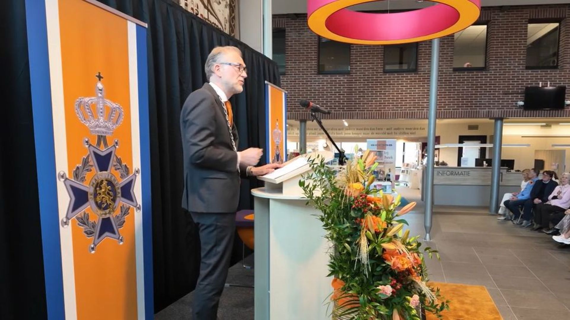 Acht inwoners van Rhenen krijgen lintje