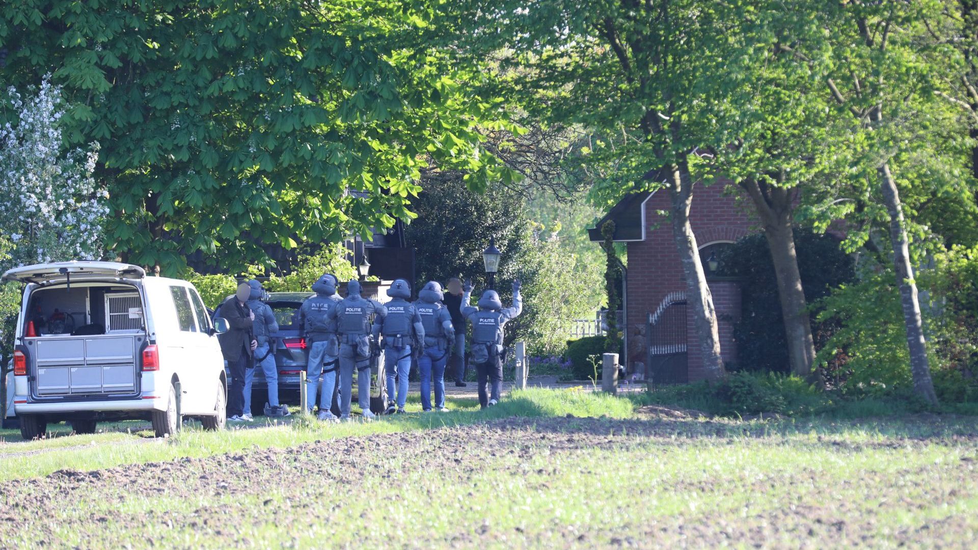 Man aangehouden door arrestatieteam in Wekerom
