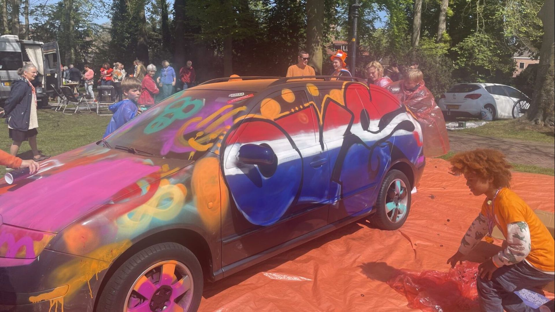 Scherpenzeel vol gezelligheid op Koningsdag