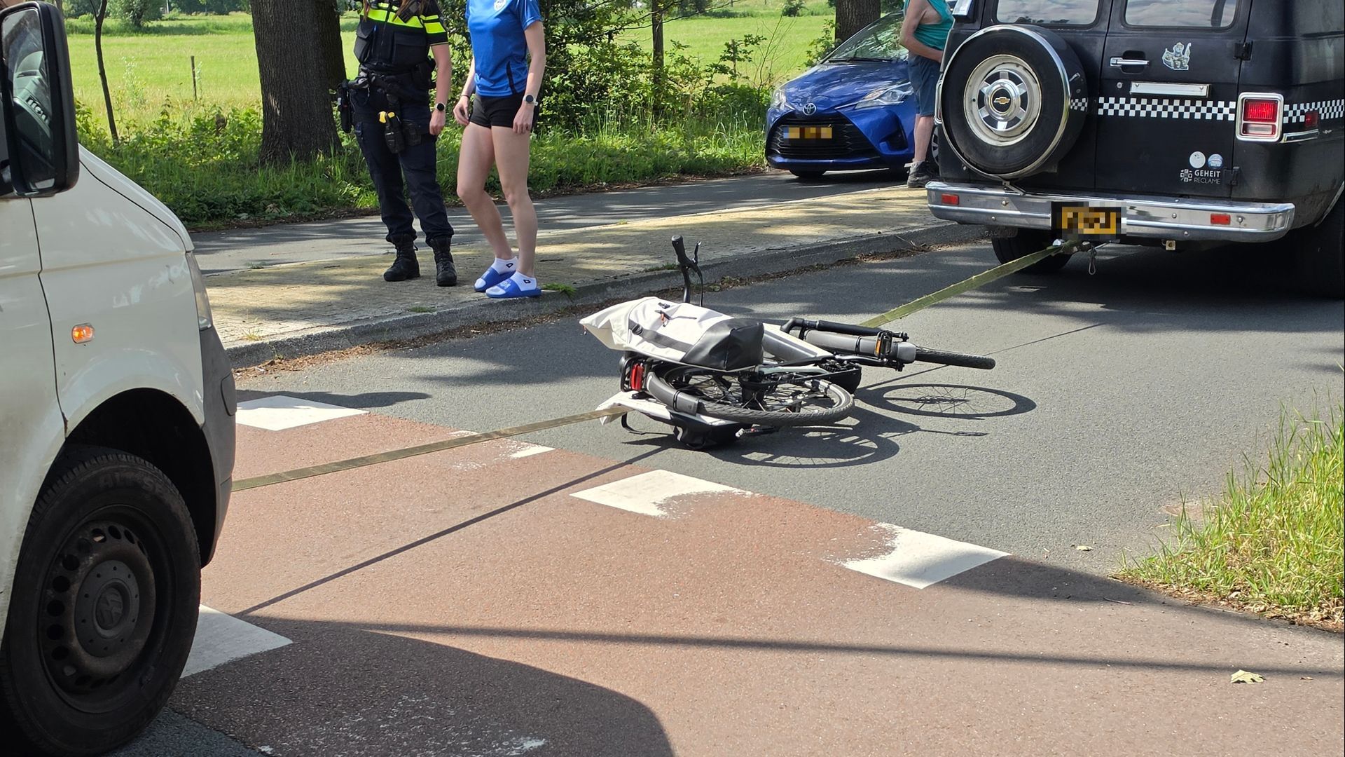 Fietser aangereden op rotonde in Bennekom
