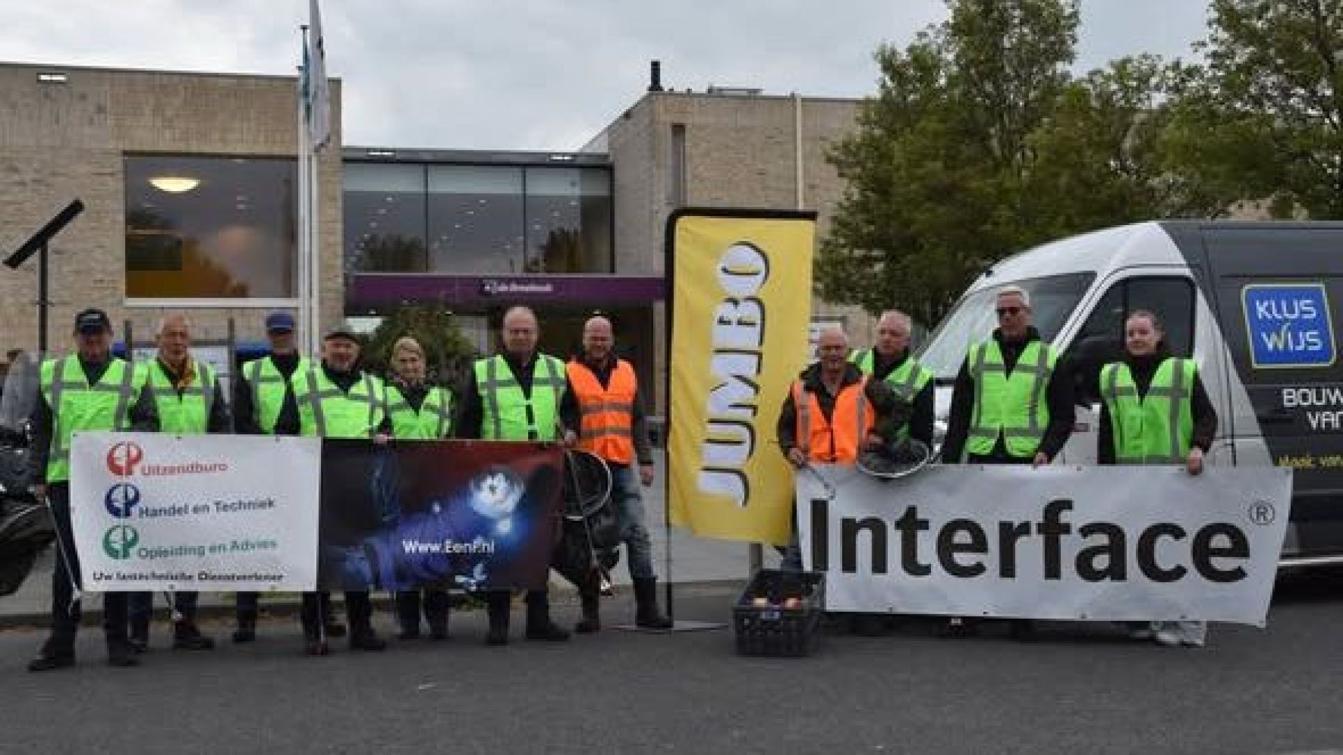 Vrijwilligers ruimen routes Avondvierdaagse Scherpenzeel op
