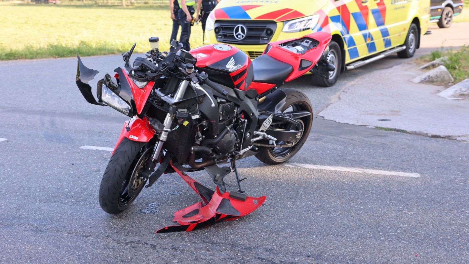 Motorrijder gewond bij ongeval in Lunteren