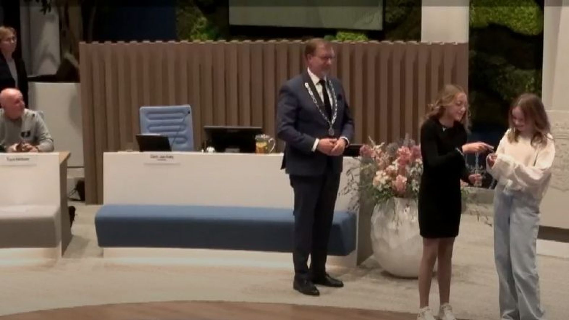 Romy van Asperen nieuwe kinderburgemeester van Veenendaal