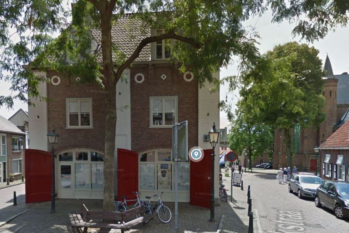 Google Maps (screenshot)